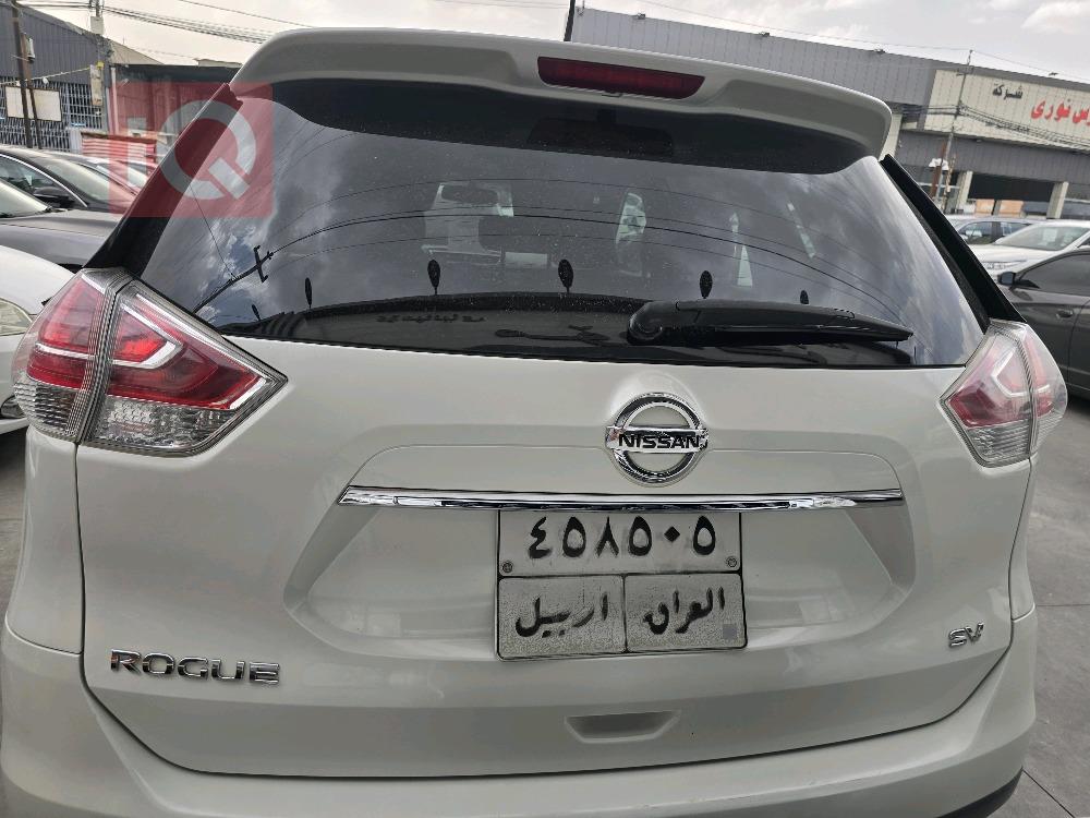 نیسان رۆگ